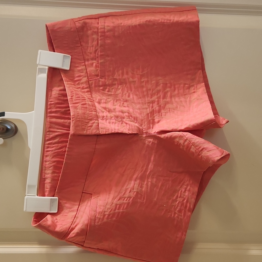 Lilly Pulitzer jaqured dress shorts 😍